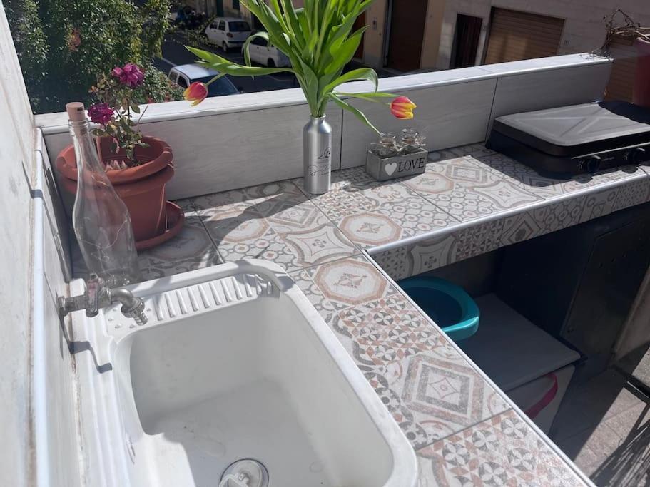 La Casa Del Sole Villa Imperia Exteriör bild